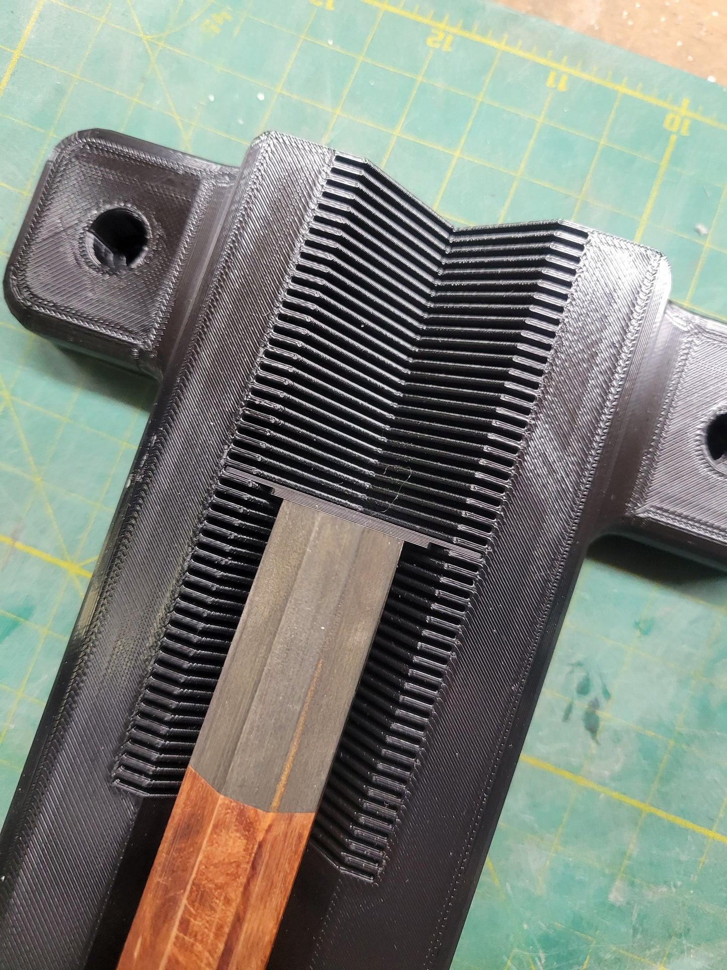 Octagonal Handle Sanding Jig